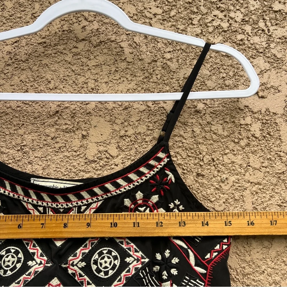 Abercrombie‎ & Fitch Embroidered Babydoll Top